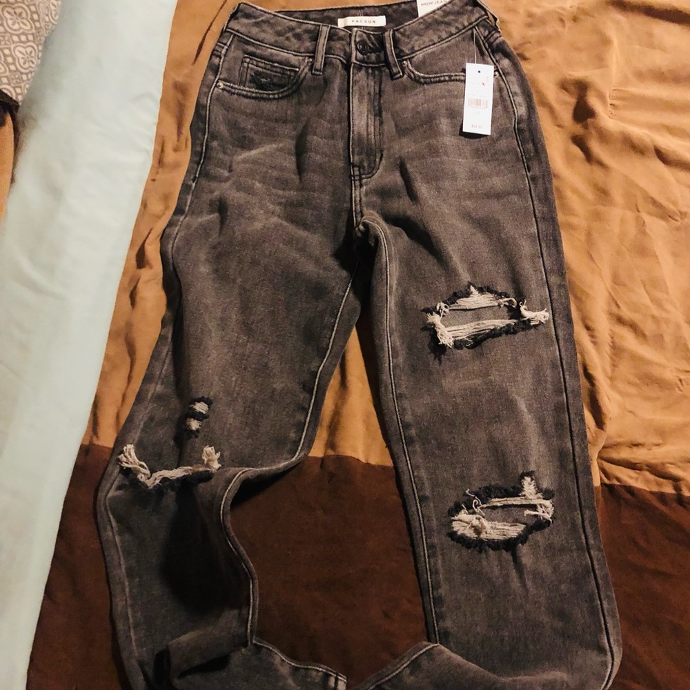 NWT mom jeans